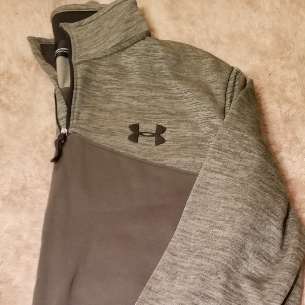 Under armour pull over